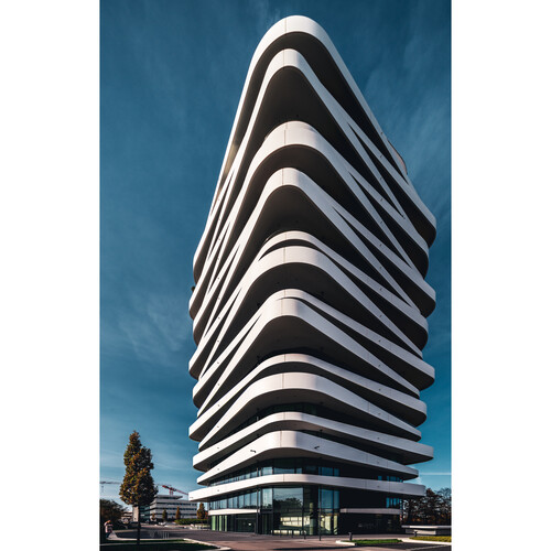 Laowa 15mm f/4.5 Zero-D Shift Lens for Canon EF