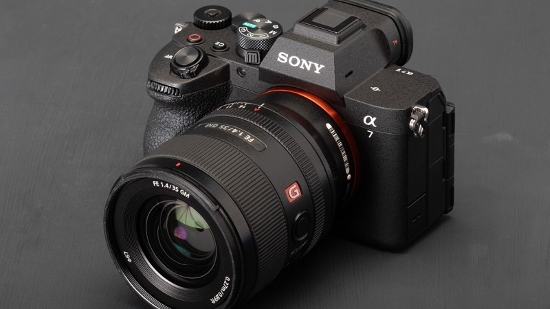 Sony Alpha a7 V review